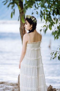 日本大一大二大三在一起读吗电影 封面