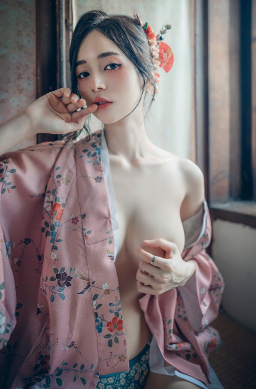 香蕉钻洞视频 封面